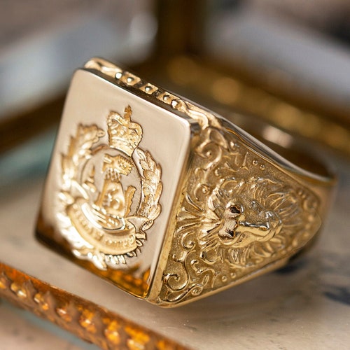 Custom Family Crest Coat of Arms Ring Chevaliere Homme - Etsy