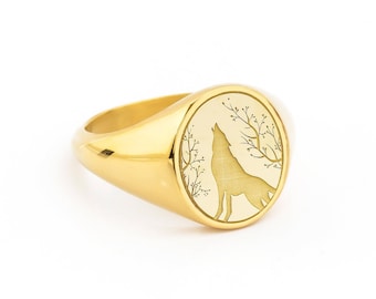 14K Gold Howling Wolf Signet Ring: Engraved Animal Jewelry