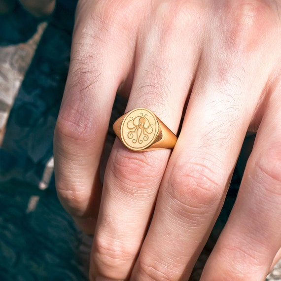 14K Gold Octopus Signet Ring Dainty Octopus Ring Personalized Octopus Ring Octopus Gift Engraved Animal Signet Ring Gold Animal Jewelry Etsy