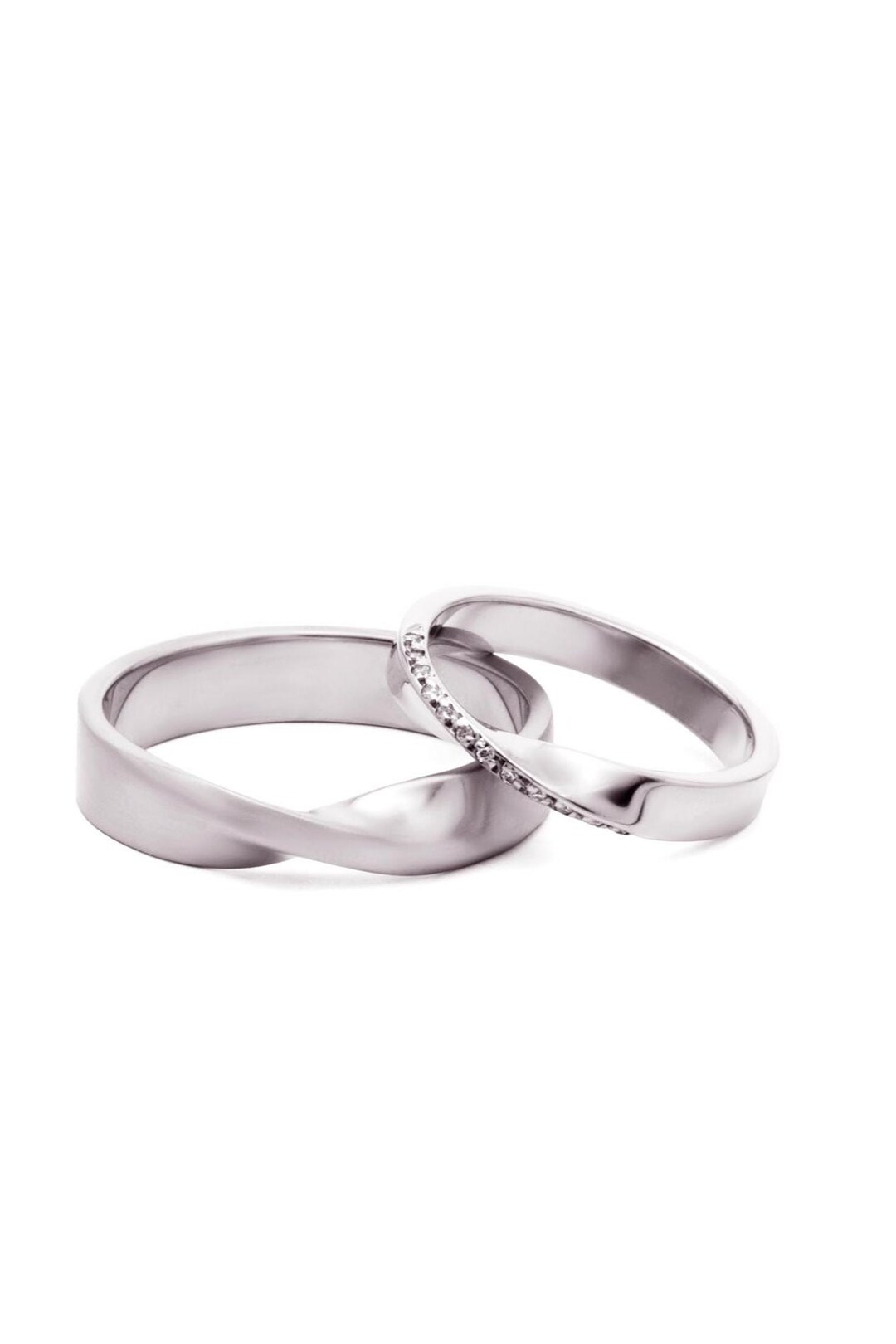 Mobius Wedding Band Set: 14K Gold Couple Rings With Diamonds - Etsy