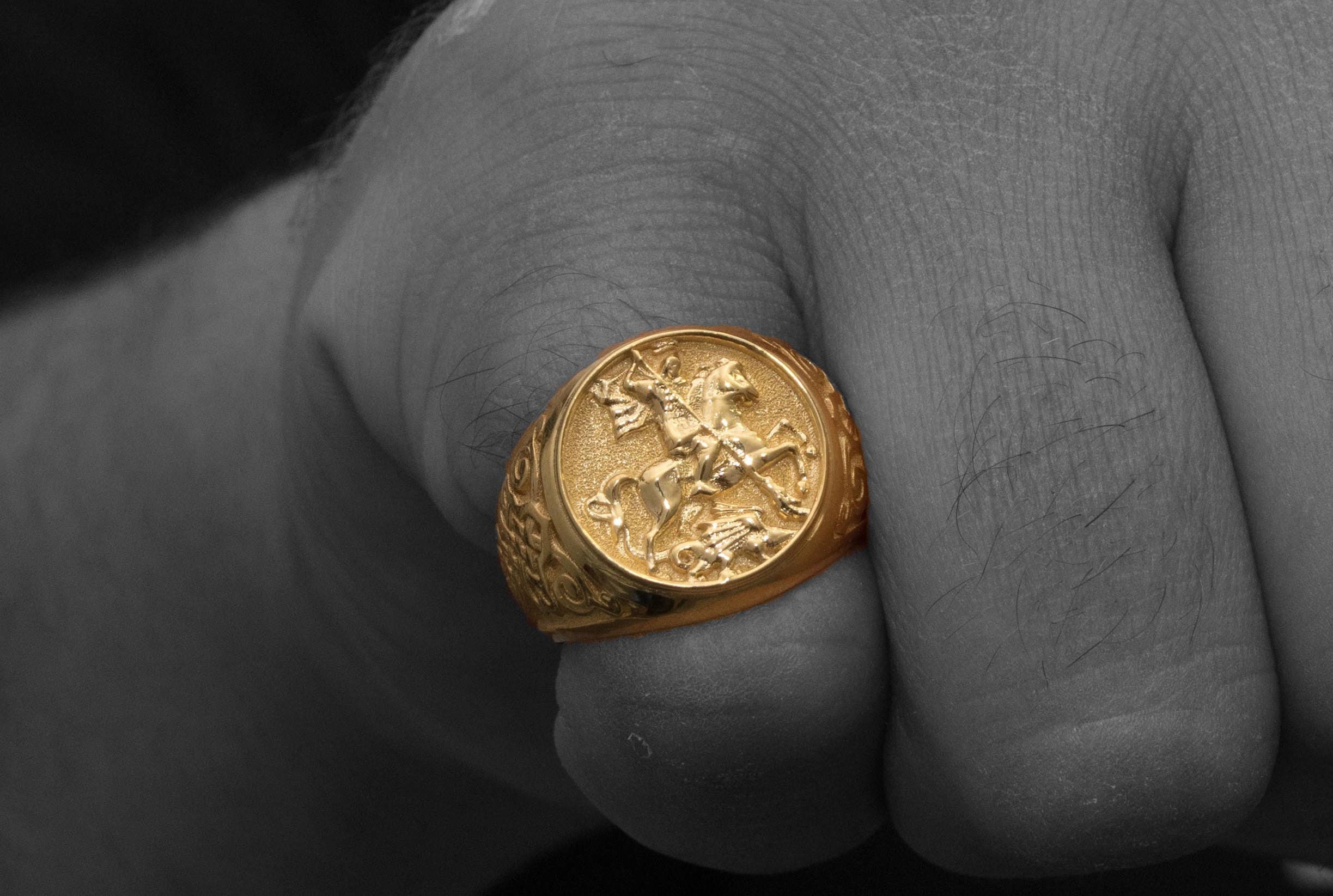 sovereign ring on hand