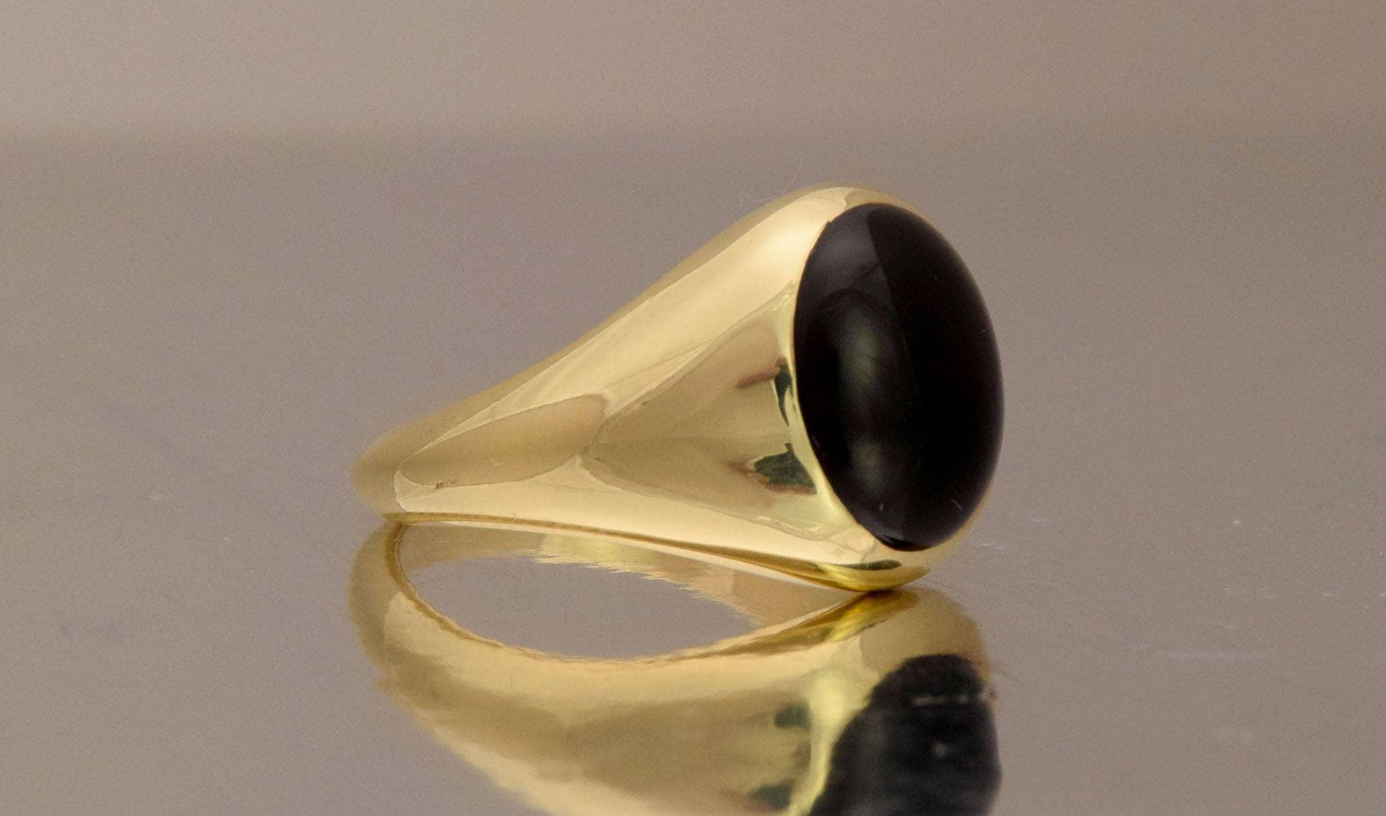 Black Onyx Coat Of Arms Gold Signet Ring For Men - Danelian Jewelry