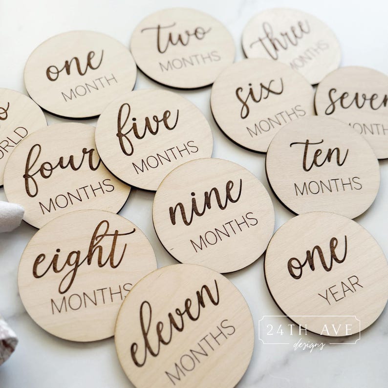 Round Wood Baby Milestone Markers | Laser Engraved Baby Milestone Discs ...