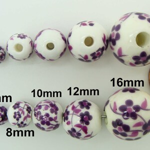 10 Perles Rondes Porcelaine fond Blanc Fleurs Bleu Marron Rose Rouge Vert ou Violet dia 6 à 16mm DIY création bijoux image 8