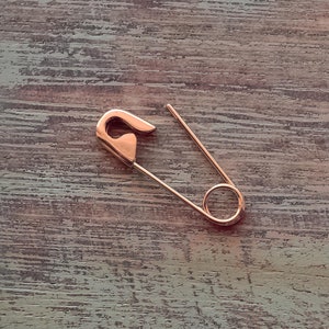 Pendiente de 3/4 pulgadas de pasador de seguridad sterling chapado en oro rosa, pendiente de cartílago de pasador de seguridad de plata esterlina, pendientes unisex de pin de seguridad punk