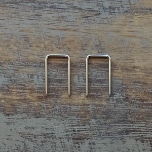 1/2 '' Boucles d’oreilles à arc carré en argent sterling plaqué argent / plaqué or / or rose plaqué