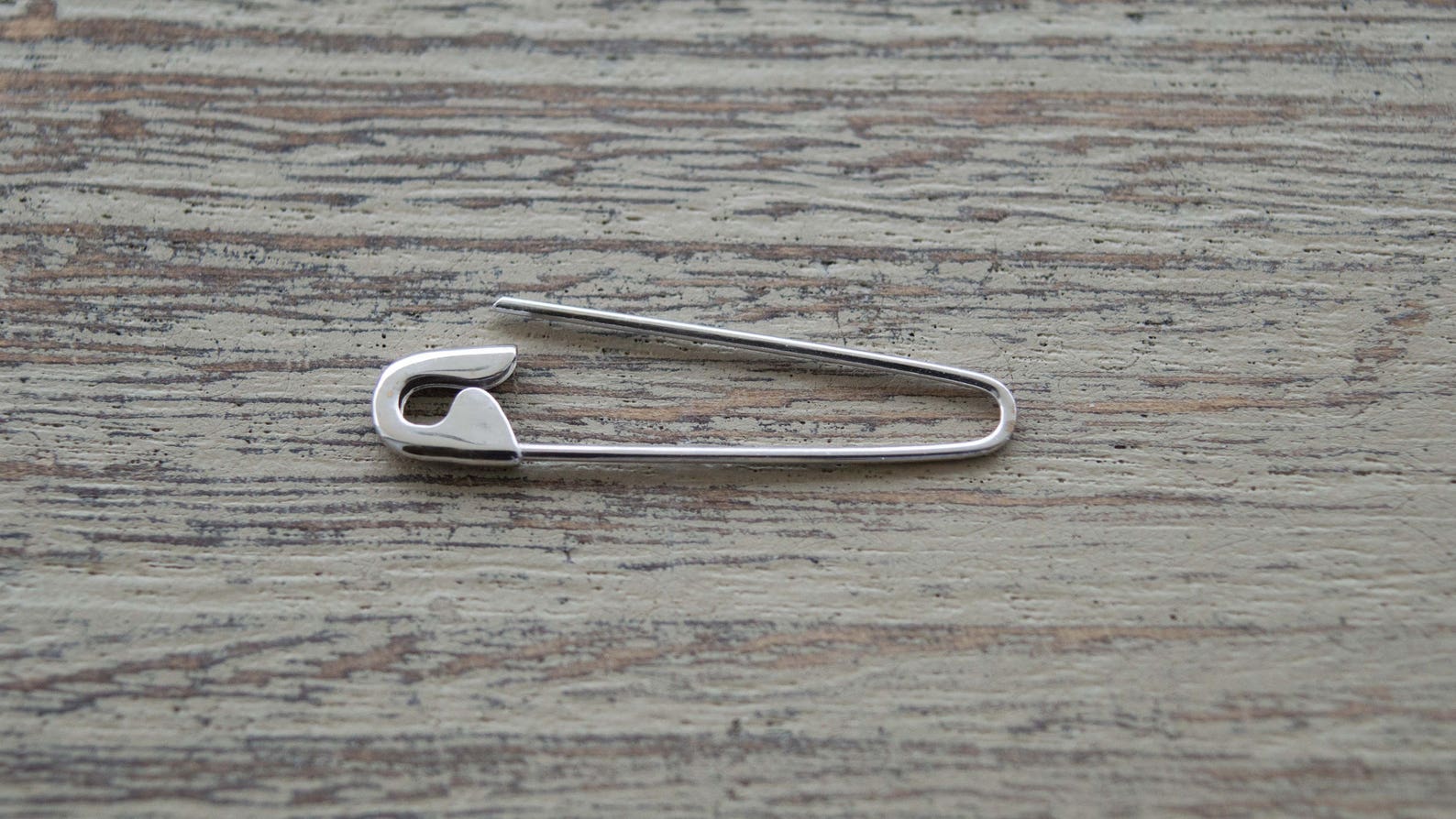 1.25 White Gold Safety Pin Cartilage Earring Safety Pin Etsy