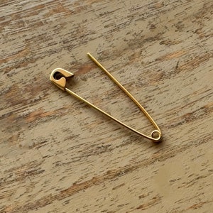 Spilla di sicurezza Sterling Silver Punk Piercing Orecchino Minimalista Gioielli Millennial 1,5 pollici