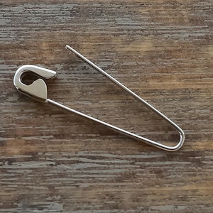 Pendiente de cartílago con imperdible de oro blanco de 1,25 pulgadas, joyería con imperdible, pendiente de aro de oro punk gótico, imperdible de oro, regalo para ella de 9 quilates, 14 quilates y 18 quilates