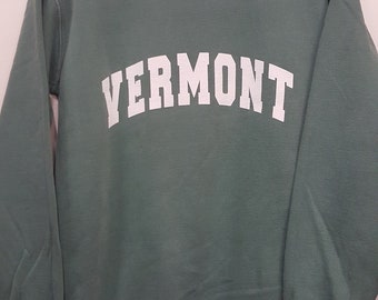 Vintage uvm sweatshirt sale