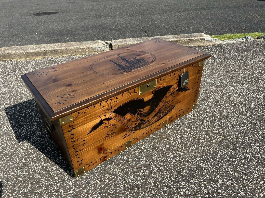 Lane Altavista Cedar Sweetheart Chest America Forever Style 236222