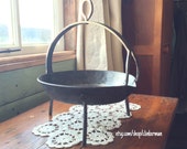 Spider Fry Pan- Hanging with legs