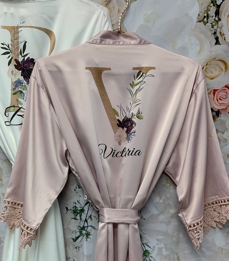 Bridesmaid Robes, Bridal Wedding Gifts, Set of Customized Satin Kimono Robes, Bridesmaid Gift Bridal Party Wedding Robes Bridesmaid Proposal 