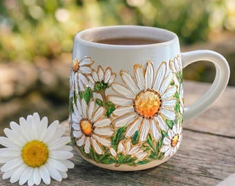 Hand Painted Daisy Mug, Cottagecore Floral Coffee Cup, April Birth Flower Gift, Wildflower Mug, Gift for Mom