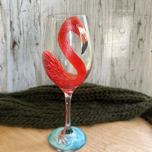 Hand-Painted American Flamingo Wine Glass: Bird Lover Gift