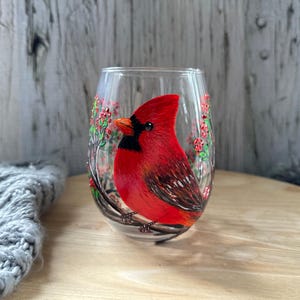Hand Painted Stemless Wine Glass, Cardinal Wine Glass, Bird Wine Glass, Bird Wedding Gift, Sympathy Gift, Housewarming Gift, Cardinal Gift