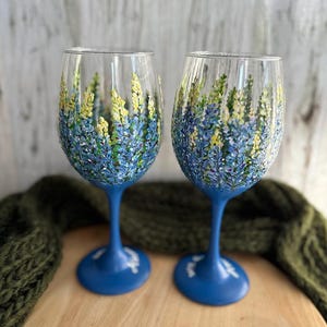 Hand Painted Bluebonnets Wine Glass, Birth Flower, Personalized Birthday Gift, Flower Lover Gift, Mother&#39;s Day Gift for Mom, Gift for Her