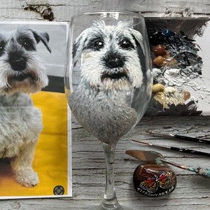 Hand Painted Custom Pet Wine Glass, Personalized Dog Gift, Dog Mom Gift, Dog Dad Gift, Dog Owner Gift, Pet Memorial gift, Pet Lover Gift