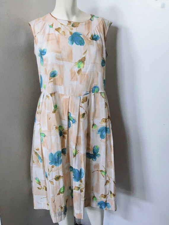 Vintage 1950’s Light Summer Dress with Swing