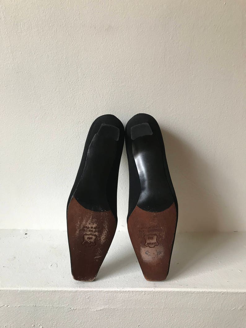 stuart weitzman vintage pumps