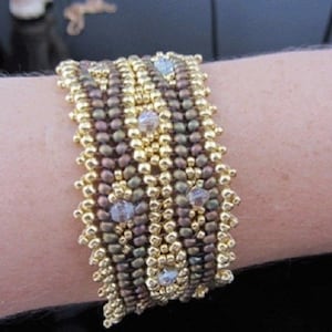 Tutorial- Herringbone Weave Bracelet