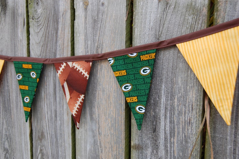 Green Bay Packers Wool Banner 8x32 Heritage Slogan Design