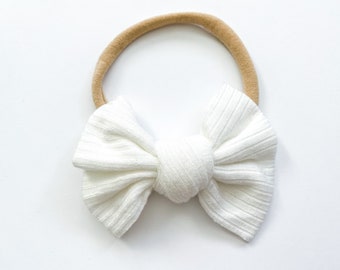 Weißes geripptes Schleifen-Stirnband, Baby-Bogen-Stirnband, weiße Schleife, Bogen-Knoten-Stirnband