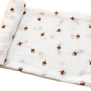 Brown Acorn Muslin Swaddle Blanket, Acorn Swaddle, Newborn Swaddle, gender neutral swaddle