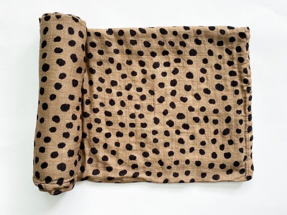 black muslin blanket