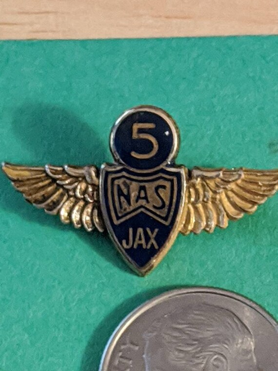 5 10 and 15 Nas Jax Pins Art & Collectibles Figurines & Knick Knacks