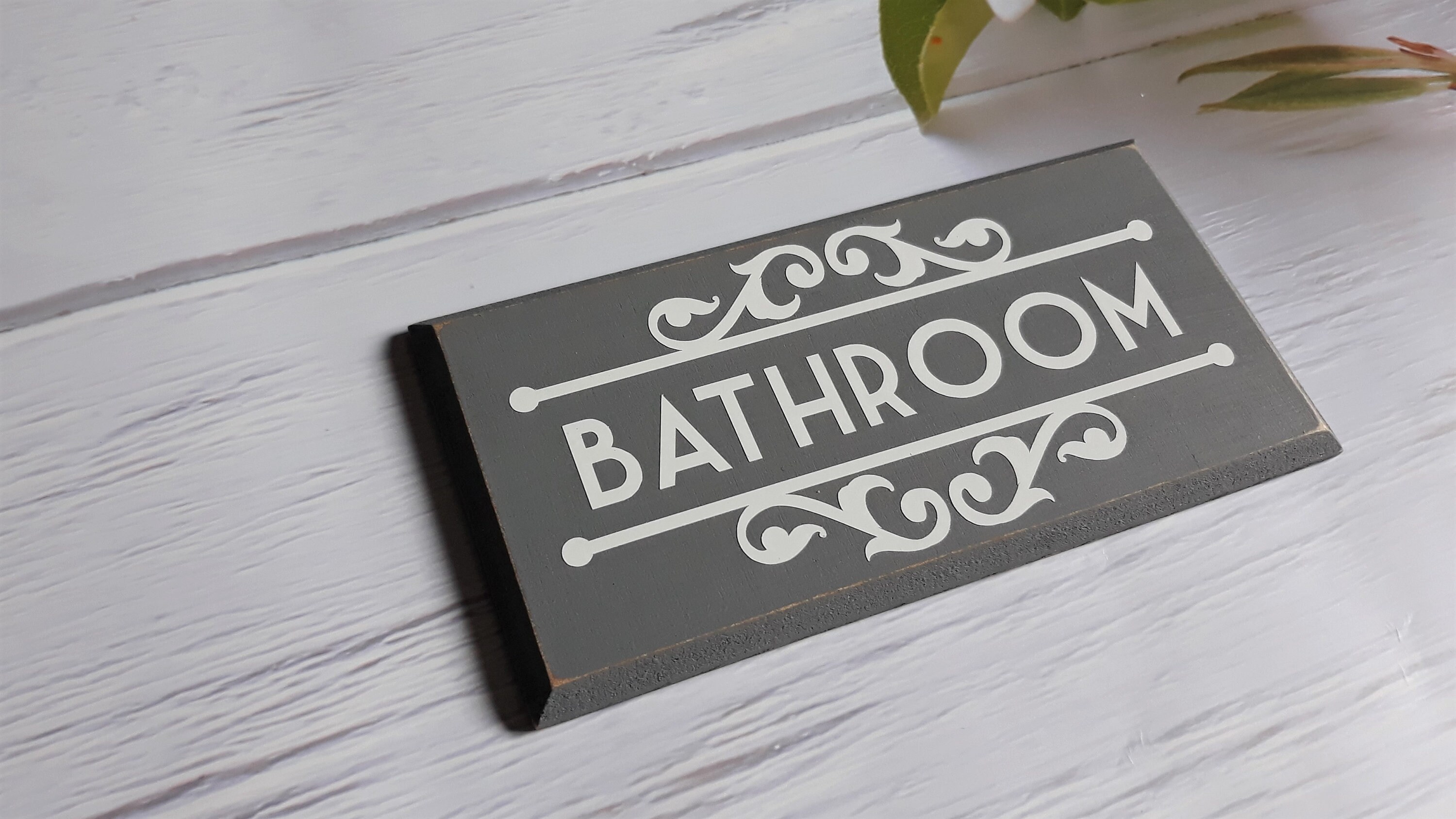 Vintage Style Bathroom door sign / plaque. Stick on or free Etsy