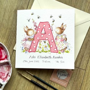 Tarjeta original de acuarela para recién nacido / Tarjeta con inicial pintada a mano / Tarjeta de cumpleaños única hecha a mano / Recuerdo para enmarcar