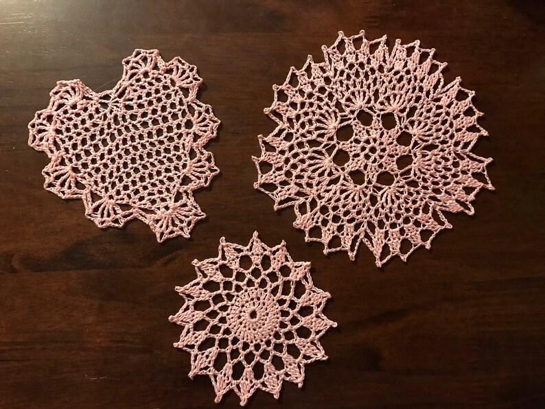 Set of 3 Crocheted Mini Doilys Pink 3 sizes