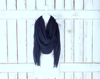Schwarz gauzy crinkled Baumwolle wickeln Schal Schal/übergroße leichte schwarze Schal/unisex roh saum Fransen Schal/Decke Reise Schal