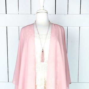 Pink curved hem sheer chiffon kimono cover up