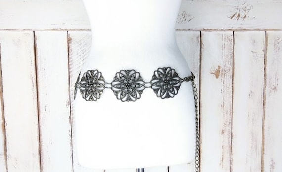 Vintage wide metal floral chain belt/wide metal fl