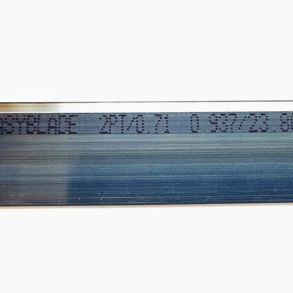 2pt. 0.937" Center Face Double Bevel (CFDB) Steel Rule Blade for Cutting Dies, 30" stick