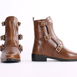 SD_Strap Boots (Brown)