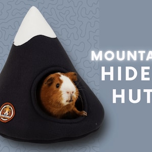 GuineaQueen® Hidey Hut - Guinea Pig Fleece Bed - Hideout - Foam House MOUNTAIN