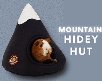 GuineaQueen® Hidey Hut - Guinea Pig Fleece Bed - Hideout - Foam House MOUNTAIN