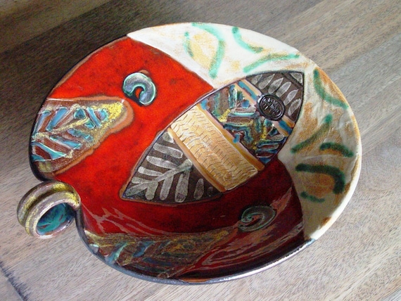 Handmade Wheel Thrown Ceramic Fruit Bowl - Unique Pottery Tray, Wedding Gift, Matte Finish, Red, Gray, Green, Brown, Ochre Colors