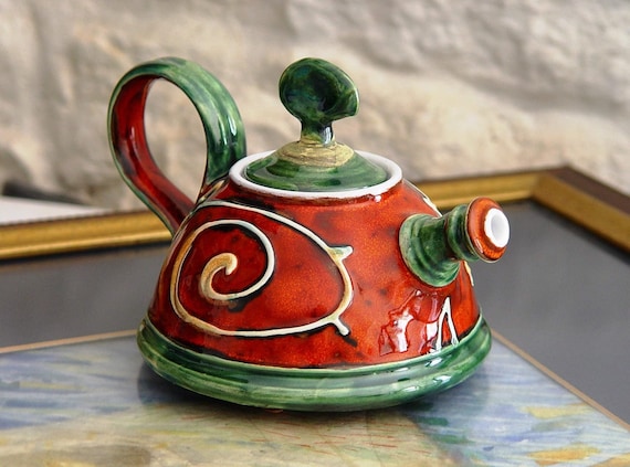 Handmade Ceramic Teapot for One - Danko's Artistic Pottery | Christmas Gift | Small Clay Tea Pot | Red, Green, White Colors | 400ml Capacity