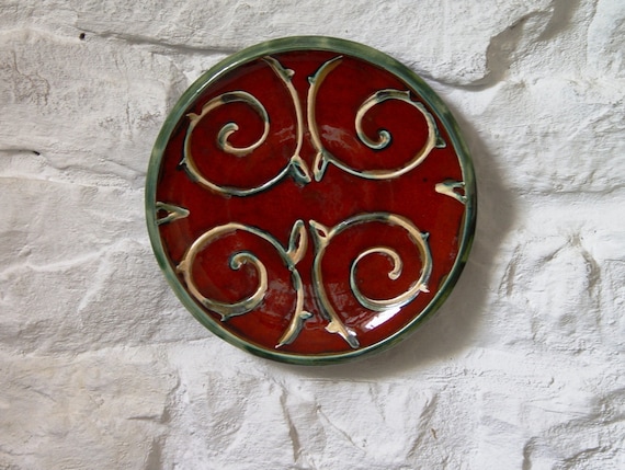 Christmas Gift - Handmade Wall Hanging Ceramic Plate with Floral Decoration - Unique Artistic Pottery - Red and Green - 5.5in, 7in, and 9in