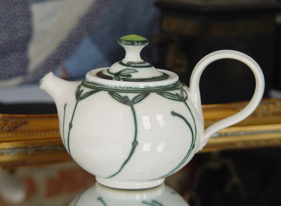 Mother's Day Gift - Elegant Stoneware Teapot - Small Wheel-thrown Ceramic Tea Kettle - Clay Tea Pot - Artistic Pottery - Handmade Clay Art