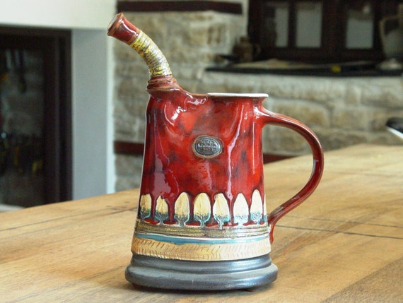 Hand-Painted Red Ceramic Wine Pitcher - Festive Christmas Gift - 600ml - Unique Pottery Decanter - Home Decor - Handmade in Europe