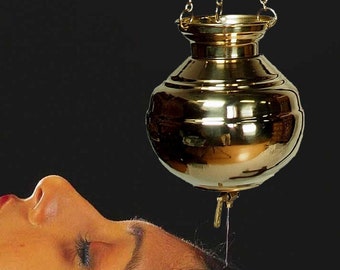 3,5 Liter  5 Liter Messing Ayurveda Shirodhara Stirnguss Stirnölguss öl-Therapie  Panchakarma Yoga Dhara Vessel gefäß Patra aus Indien Nr:19
