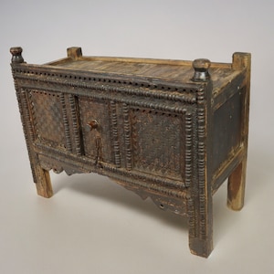 antique 19th century orient vintage wooden nomadic yurt treasure Dowry Chest from  Afghanistan turkmenistan No:22/1