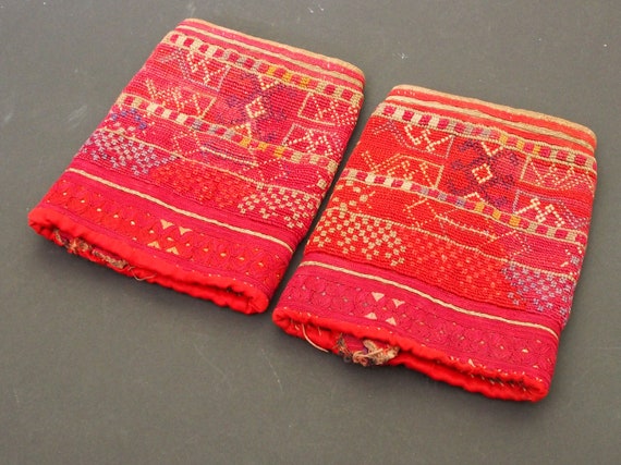 a pair of antique Woman’s Silk embroidered islami… - image 2