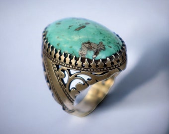 Bague Imposante En Argent Et Pierres Fines D'Afghanistan - Occasion