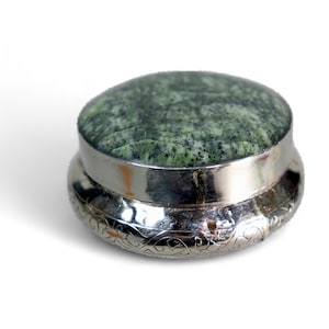 Extravagant handgefertigte messing Grüner Jaspis-Edelstein büchse Schmuck Dose schatulle Kiste schmuckkiste Afghanistan  Nr-IT49